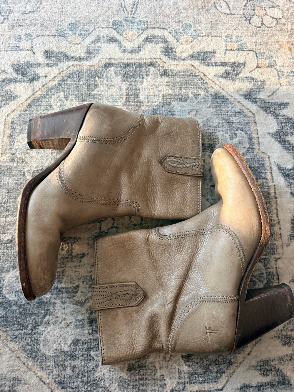 Frye Women’s Mid-Calf Leather Western Boot - Taupe - Picture 3 of 7